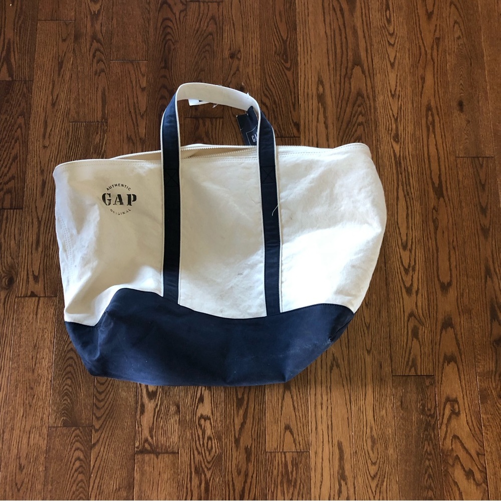 3/$30 - New Gap cotton bag *read